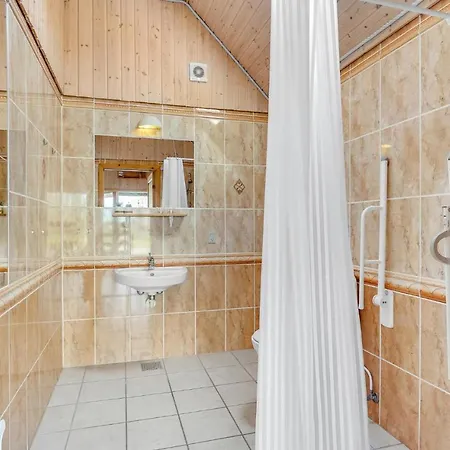 Awesome In With Heated Swimming Pool 別荘 Tranekær